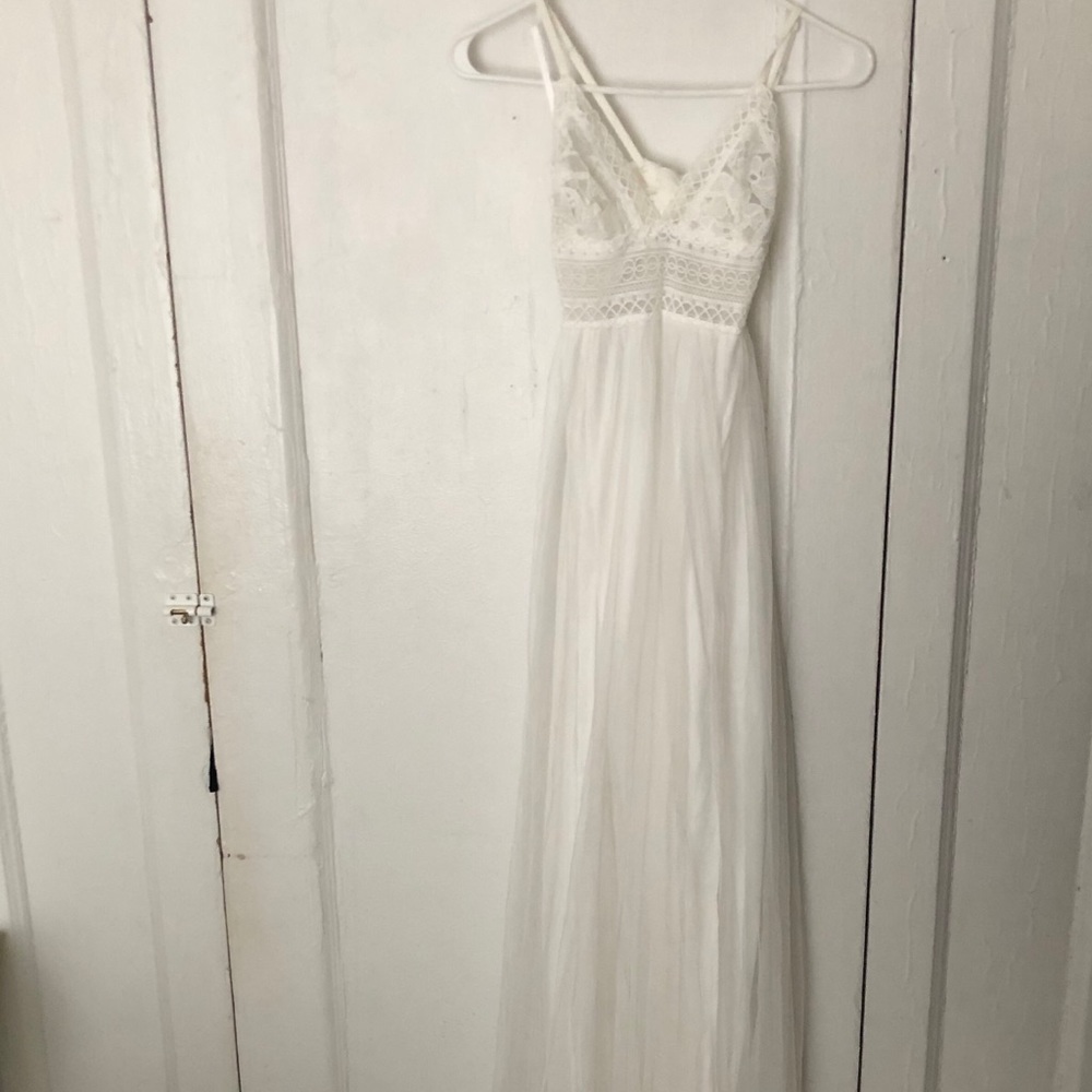 Long white dress from Fashionnova, size Small.